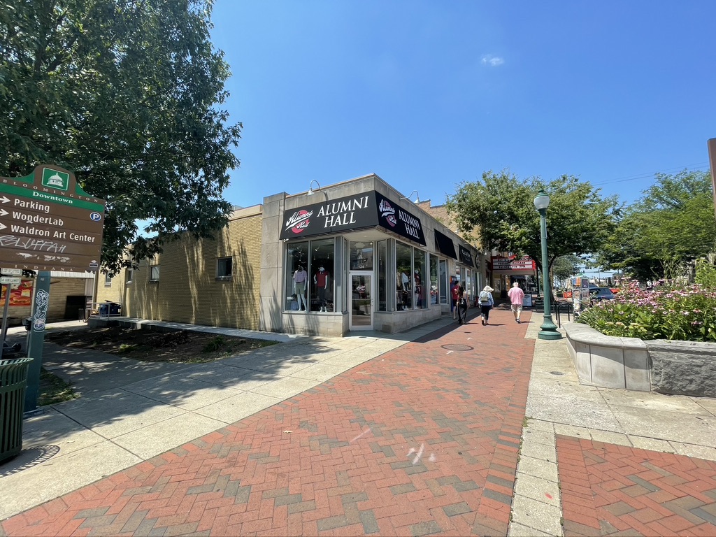 118-124 E. Kirkwood